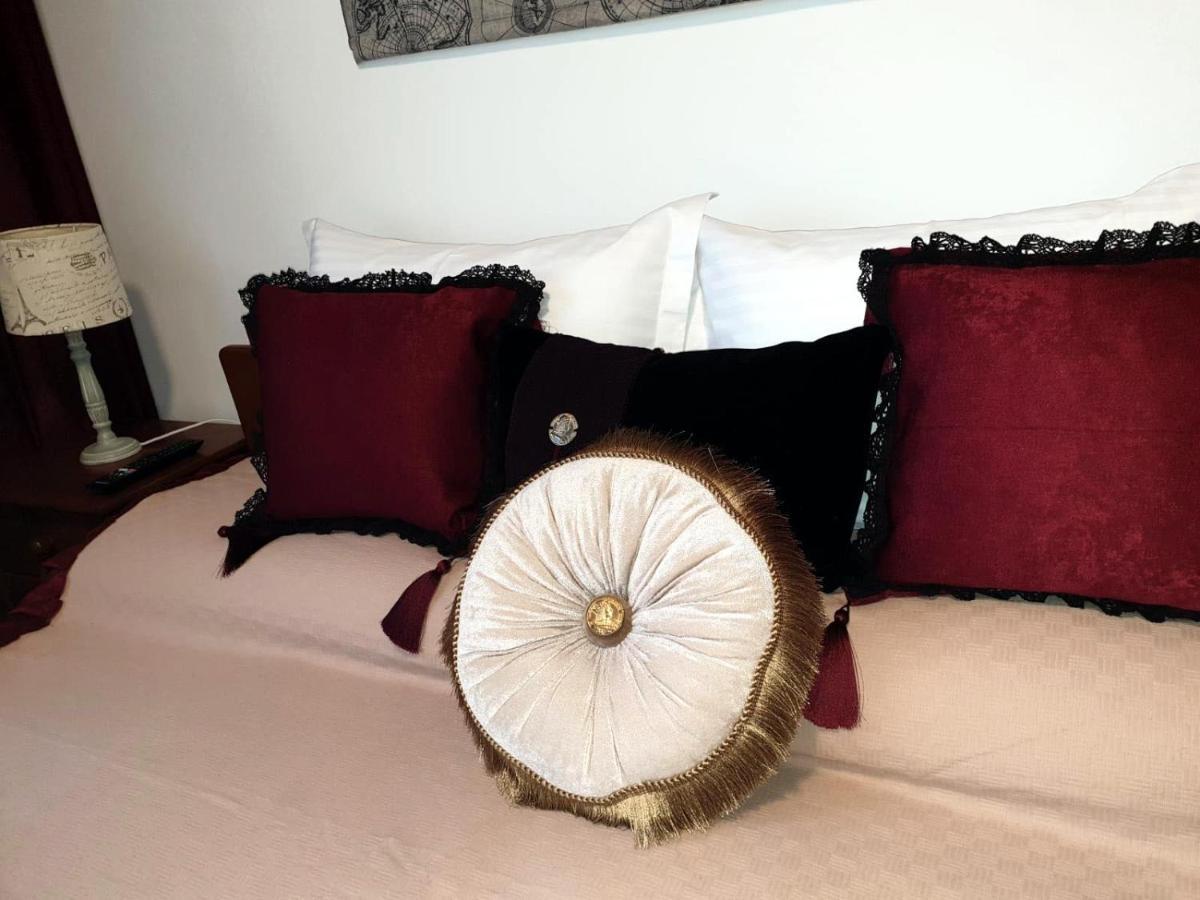 Apartament Medieval เปรดัล ภายนอก รูปภาพ