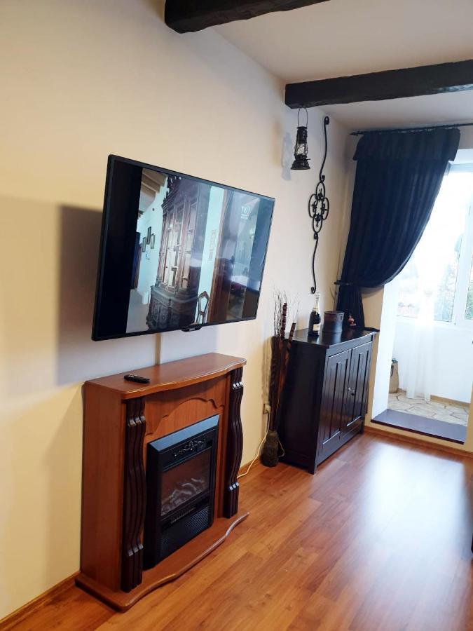 Apartament Medieval เปรดัล ภายนอก รูปภาพ