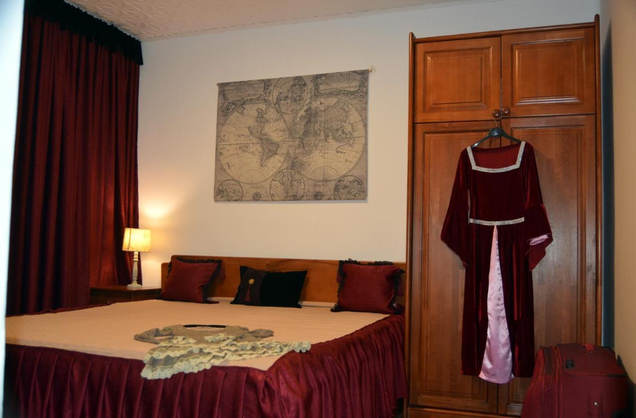 Apartament Medieval เปรดัล ภายนอก รูปภาพ