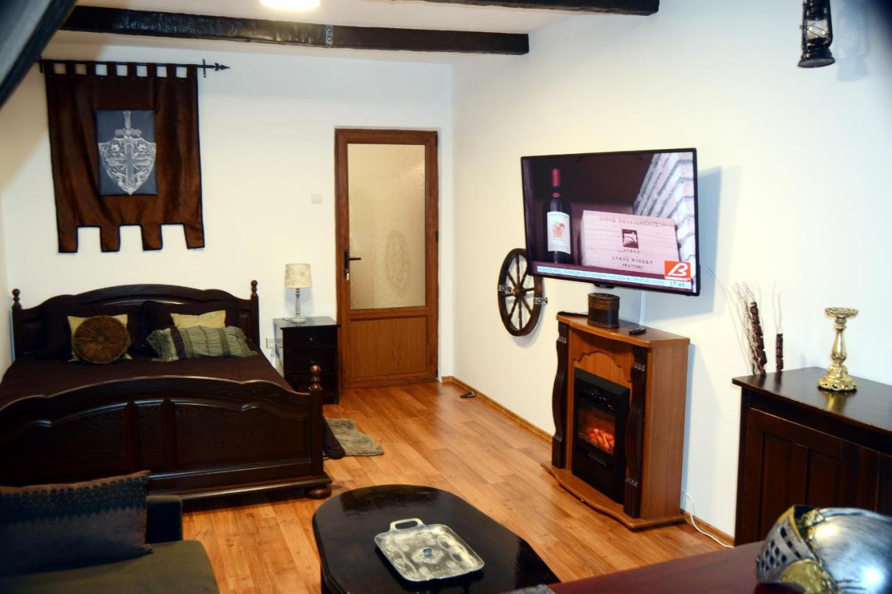 Apartament Medieval เปรดัล ภายนอก รูปภาพ
